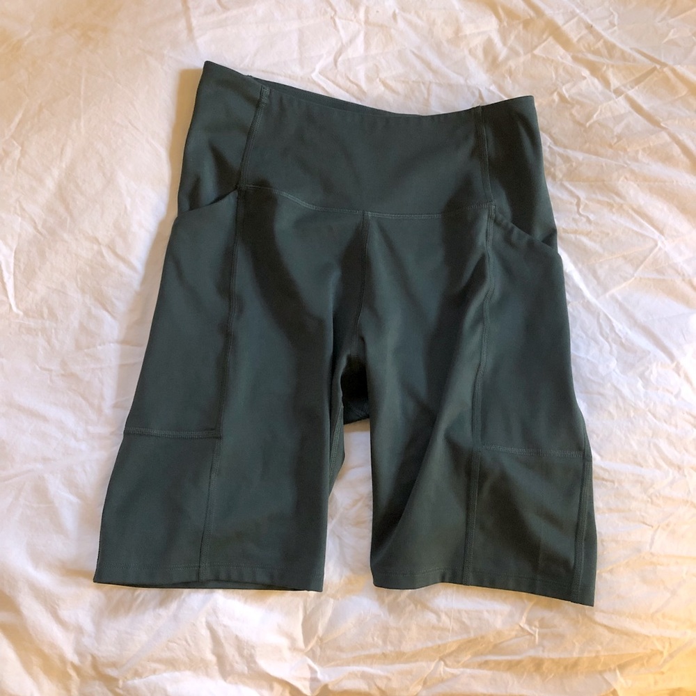 Girlfriend Collective High Rise Compressive Leggings in Moss